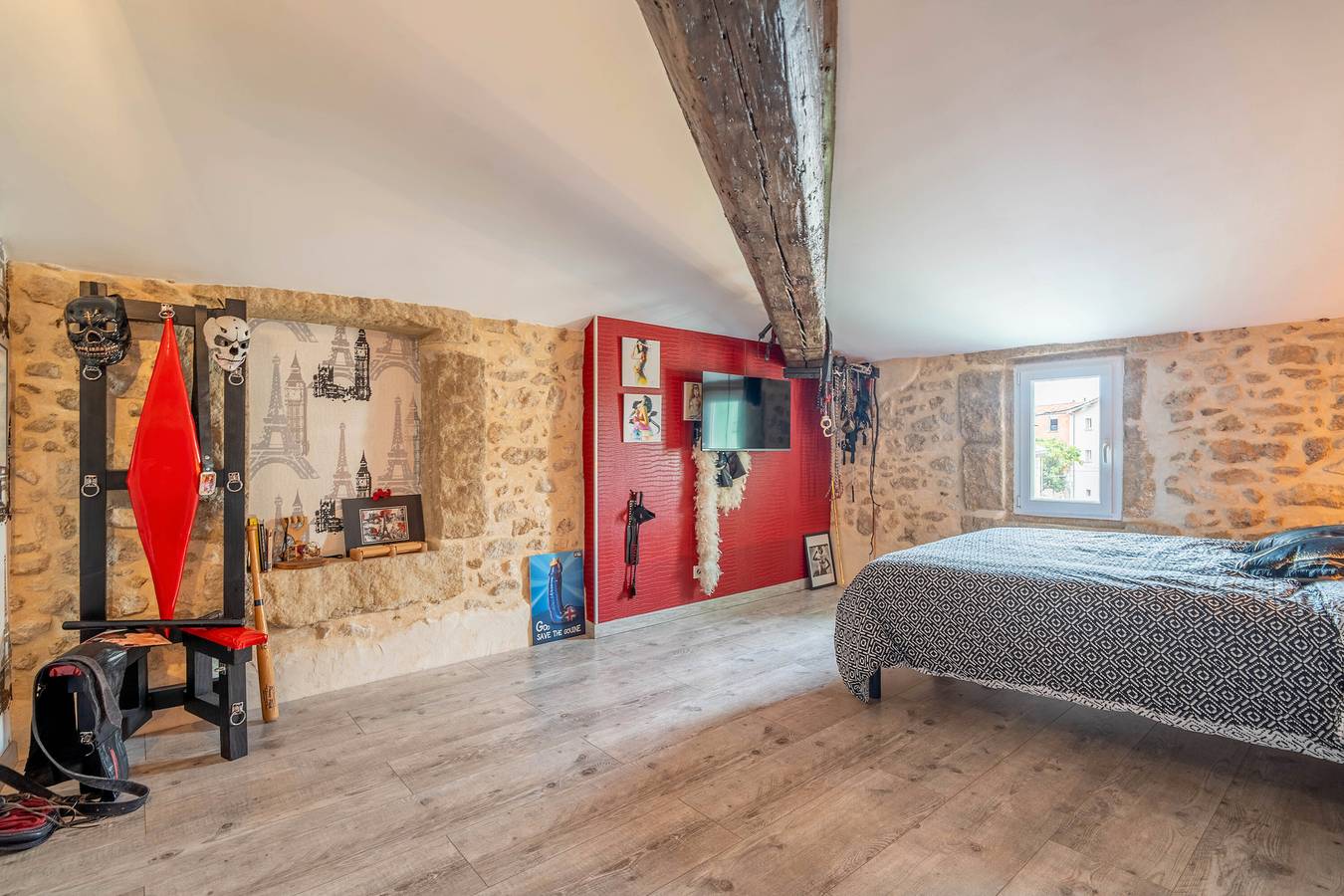 Serge y Jane, Kinky Room con Spa disponible por un suplemento in Lespignan, Côte d'Améthyste