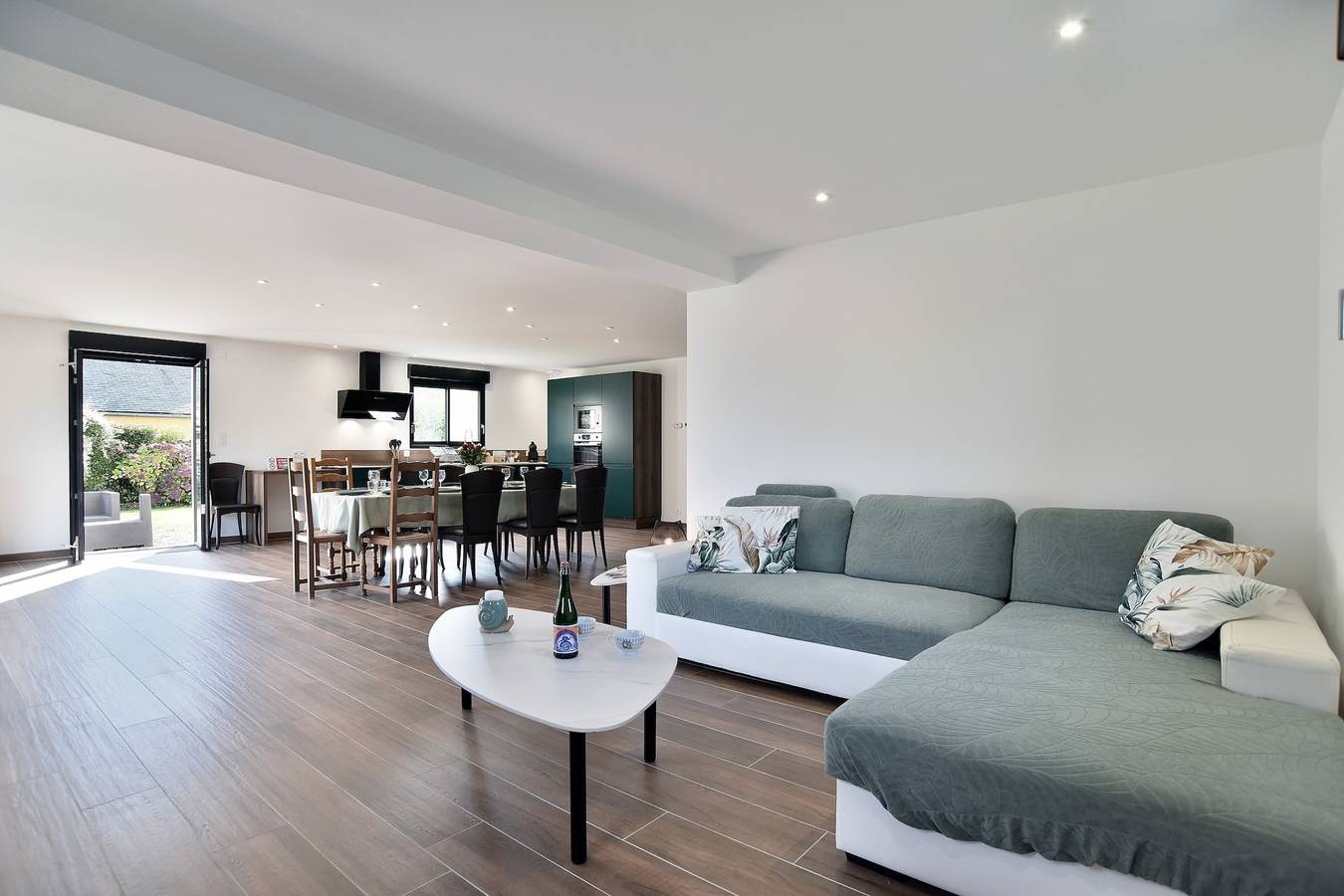 La Maison Anglaise - Belle maison avec jardin in Le Tronchet, Région de Saint-Malo