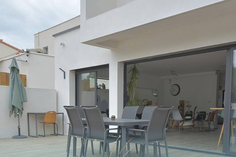 Villa D'architecte Avec Piscine, Idéal Pour les Familles, 20minutes des Plages in Marsillargues, Côte d'Améthyste