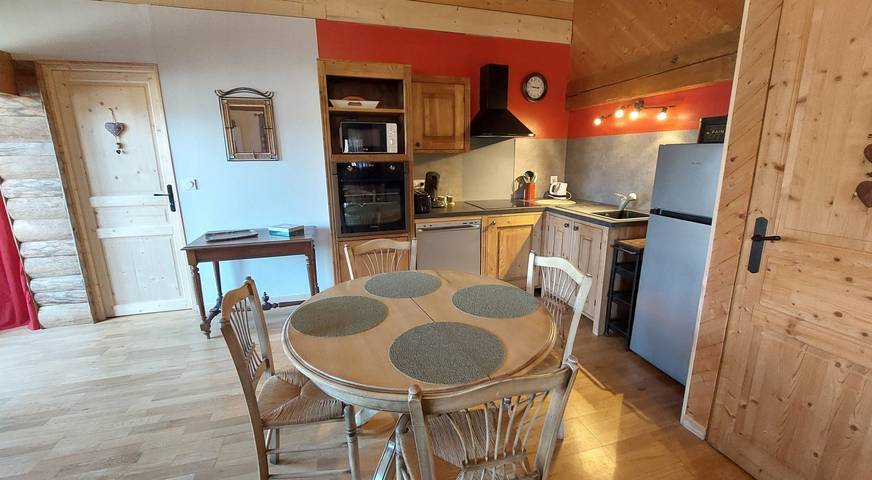 Gîte pour 6 personnes, avec terrasse dans Parc naturel régional du Massif des Bauges - 2