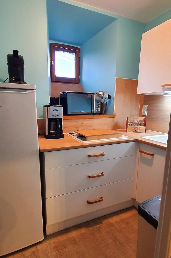 Gîte pour 4 personnes, avec terrasse ainsi que jardin et piscine dans Bourgs sur Colagne - 4