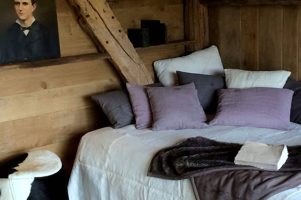 Un refuge romantique avec spa nordique pour se ressoursser au coeur du Calvados in Saint-Roch-de-l'Orbiquet, Région de Lisieux
