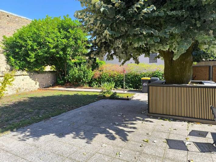 Location de vacances pour 15 personnes, avec jardin à Charolles - 2