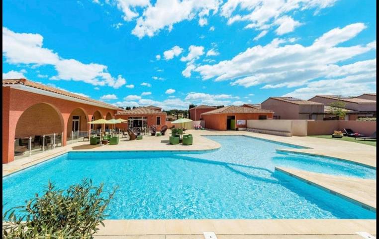 Vakantiepark voor 6 personen, met sauna en terras in Zuid-Frankrijk