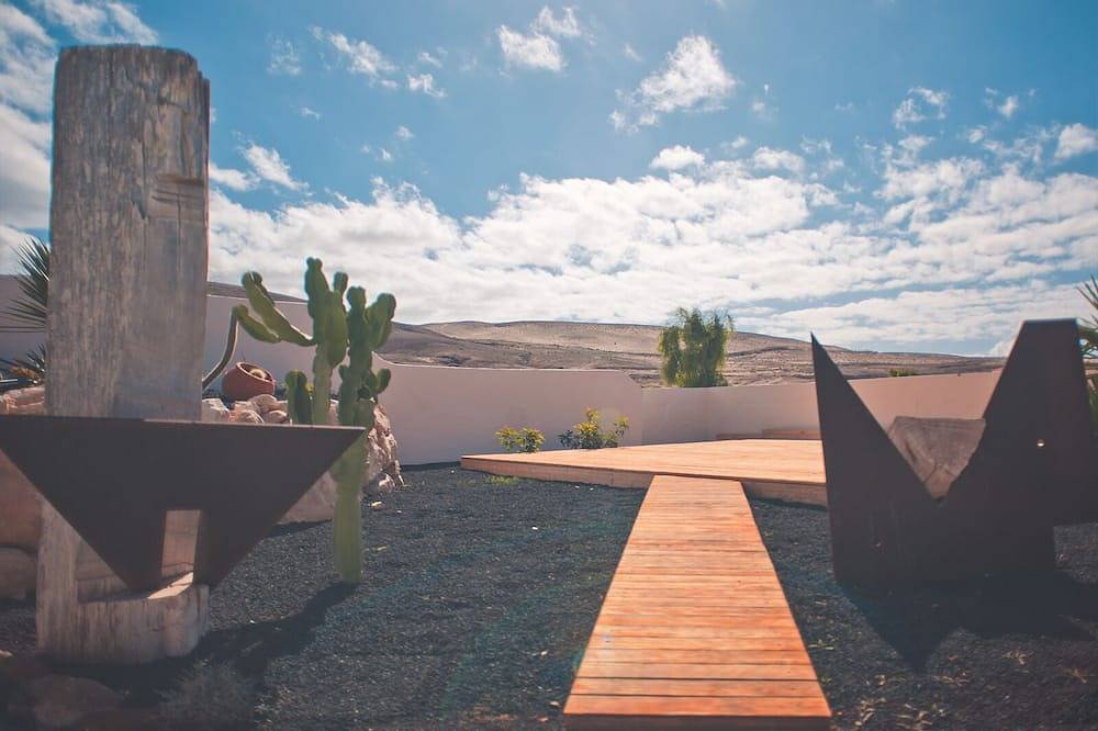 Bungalow - Fuego - Surf & Yoga Villa in La Pared, Pájara