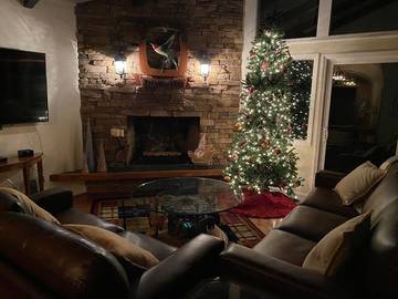 Chalet for 18 Guests in Roaring Gap, North Carolina, Picture 3