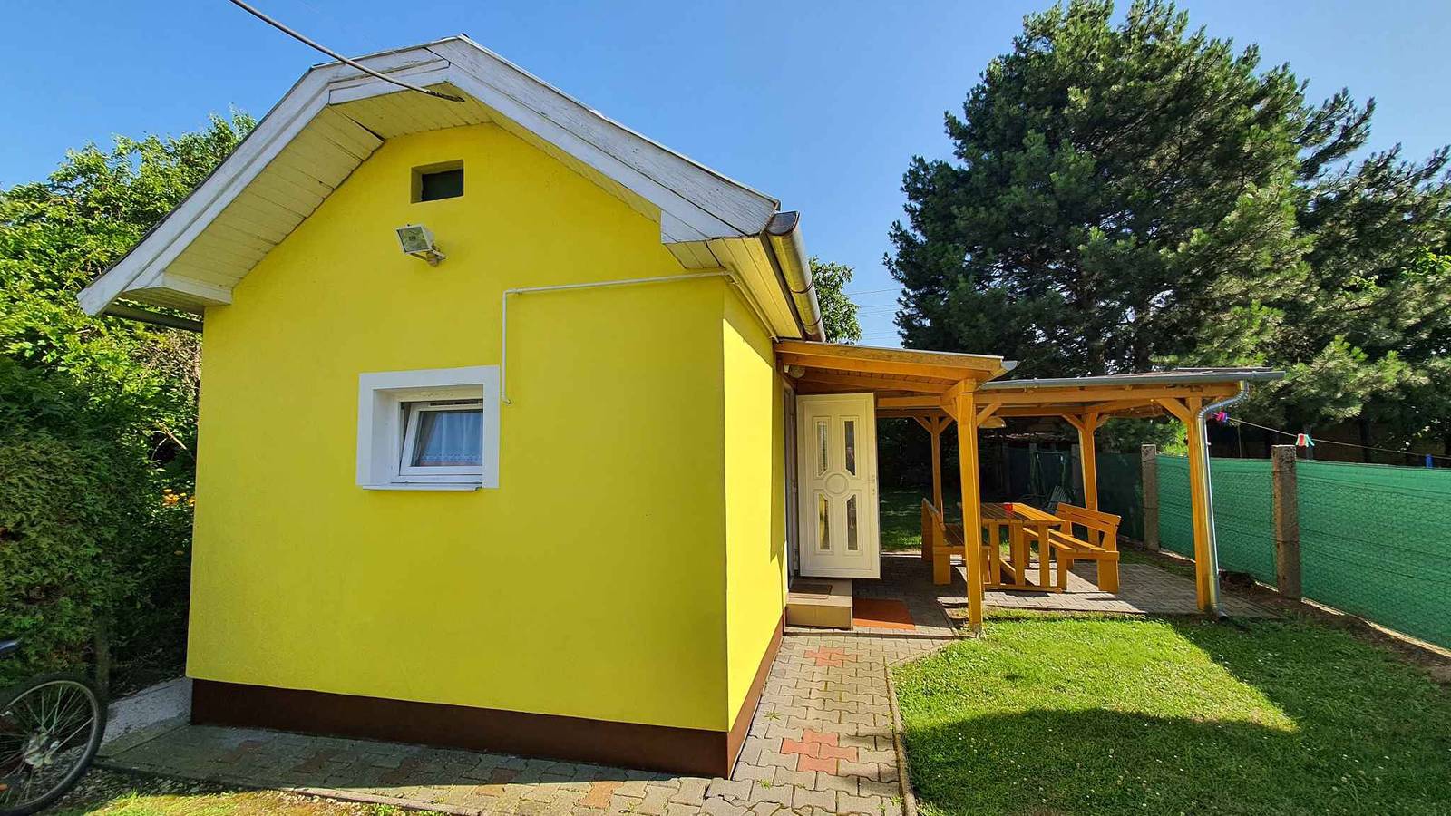 Ferienhaus in der Nähe vom Hafen in Balatonmariafürdö, Plattensee Südufer