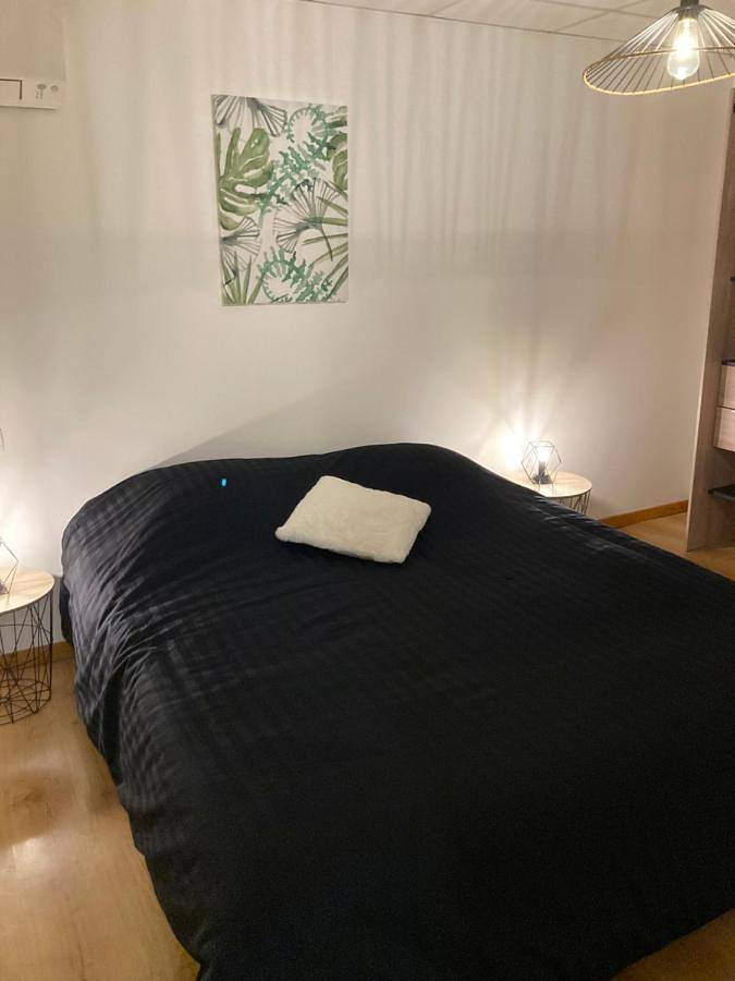 Appartement entier, Apartment in Thierville-sur-Meuse, Verdun