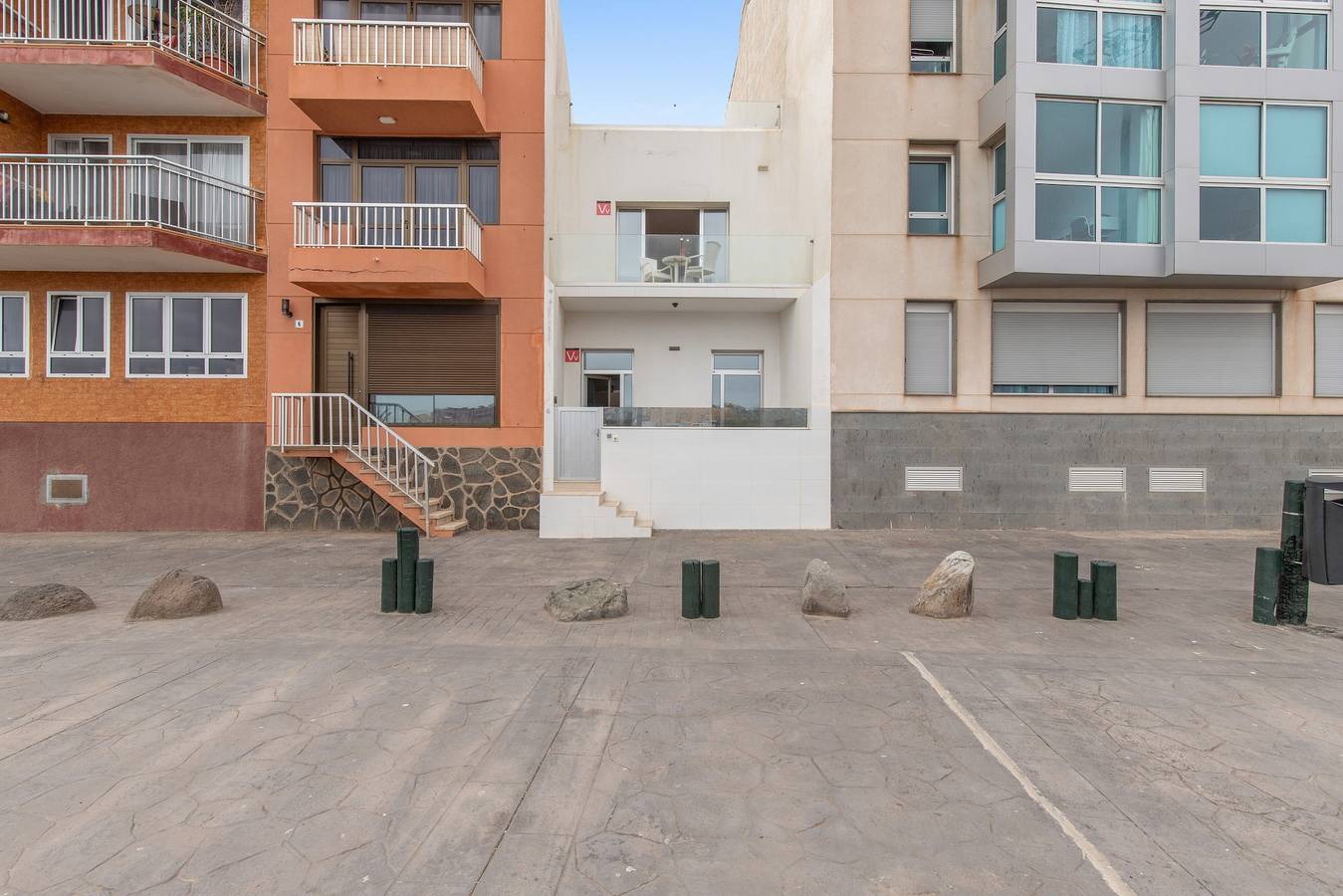 Apartamento entero, Vistasmelenara 1 by Canariapartment con vistas al mar, terraza privada y Wi-Fi in Melenara, Telde