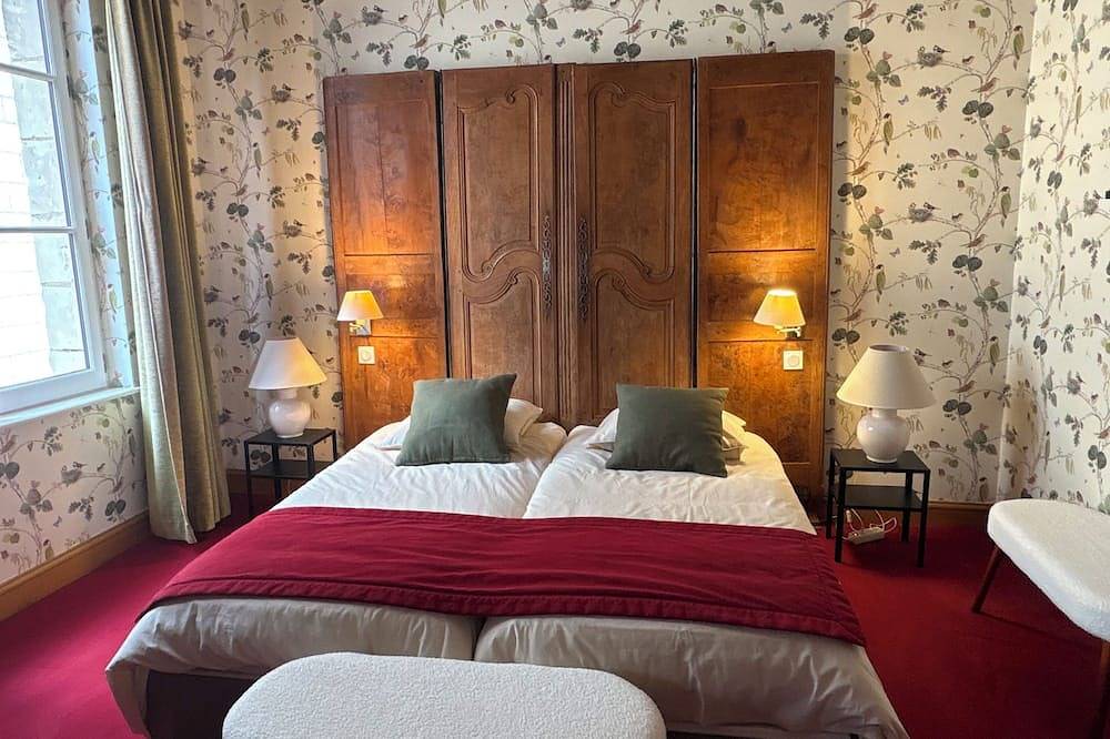 Ganze Wohnung, Center Chinon Gîte Xvème 2 chambres + garage vélo. in Chinon, Loire-Tal