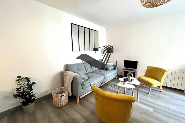 Gîte pour 4 personnes, avec terrasse, animaux acceptés dans Maison Pierre Loti - 4