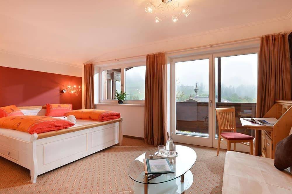 Doppelzimmer mit Du/Wc mit Balkon und Kaiserblick - Café-Restaurant-Pension in Ellmau - SkiWelt, Ellmau