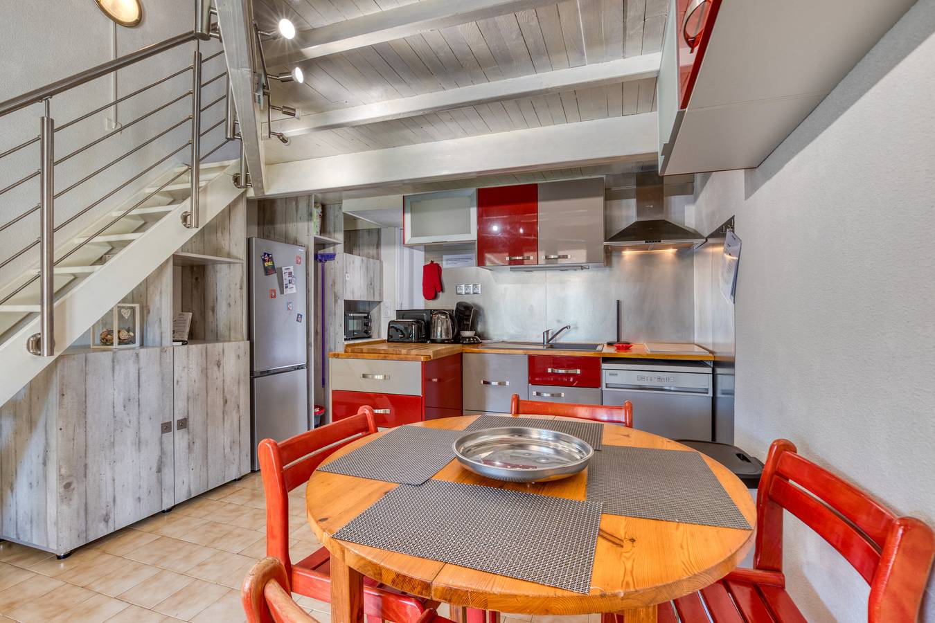 Appartement entier, Charming family home 500 m from the beach with large terrace in Marseillan, Côte d'Améthyste