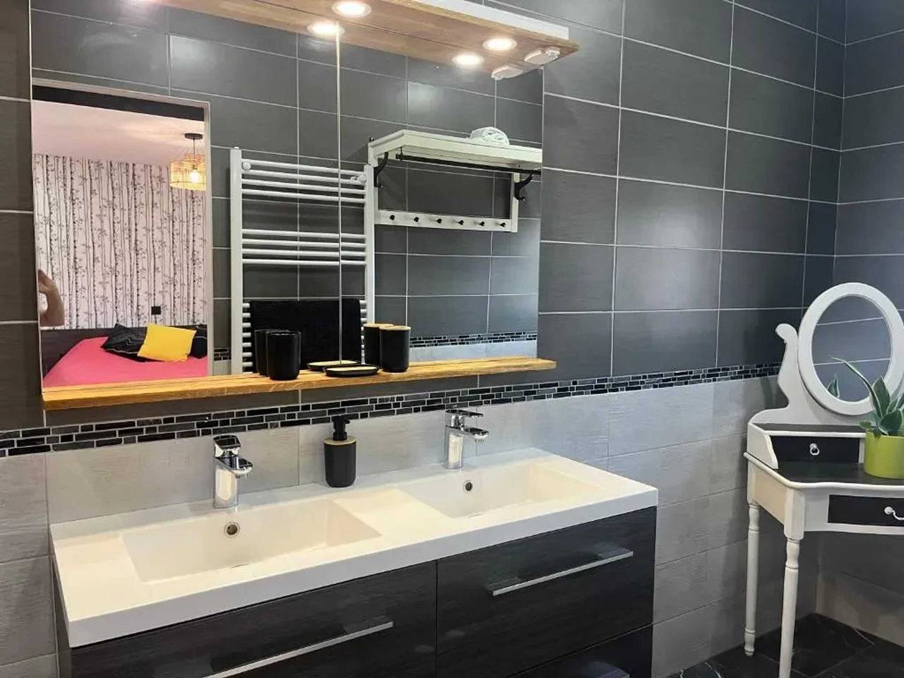 Ganze Wohnung, Helle Wohnung mit Garten in Saint-Jean-de-Tholome in Saint-Jean-de-Tholome, Region Bonneville