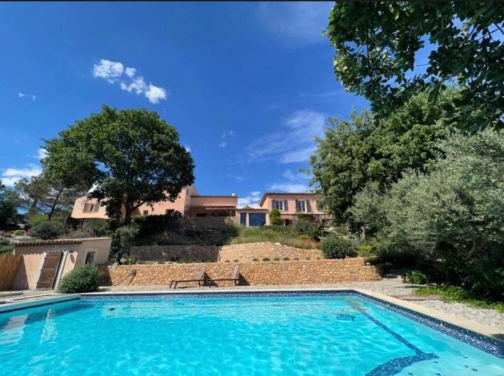 Maison de campagne pour 2 personnes, avec Terrasse et Jardin ainsi que Piscine et Vue