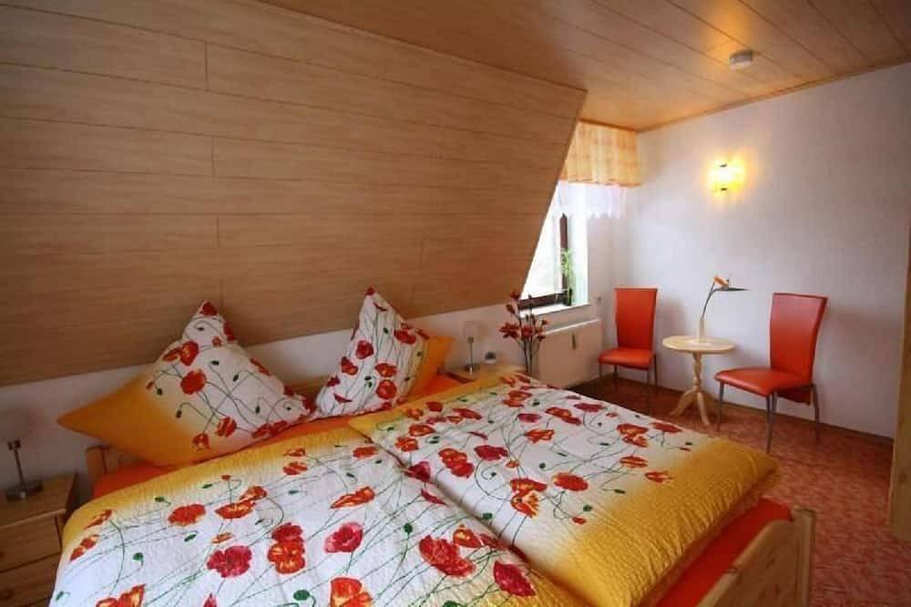 Ganze Wohnung, Ferienwohnung Panoramablick in Neudorf, Sehmatal