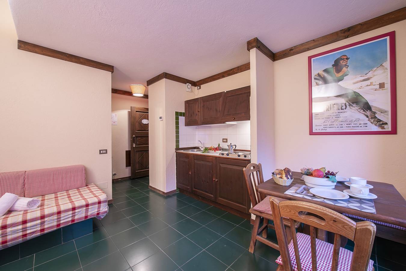 Appartamento intero, Grange Hike & Ski - 14D Sestriere in Sauze di Cesana, Via Lattea