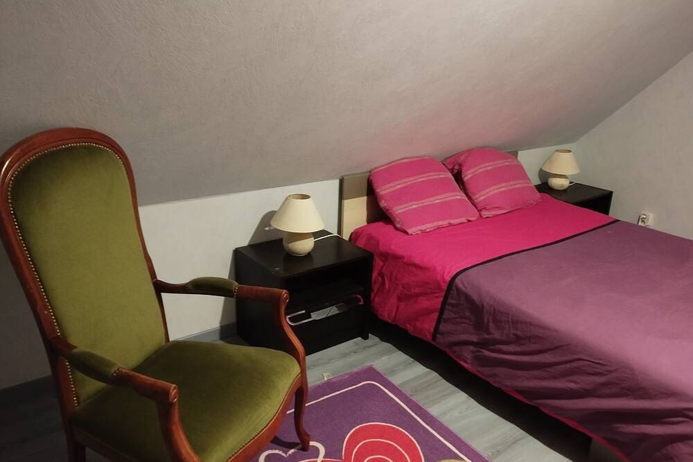 Blue House in Saint-Germain-sur-Ay, Coutances und Umgebung