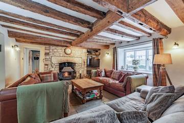 Cottage for 10 People in The Cotswolds, South West England, Photo 2