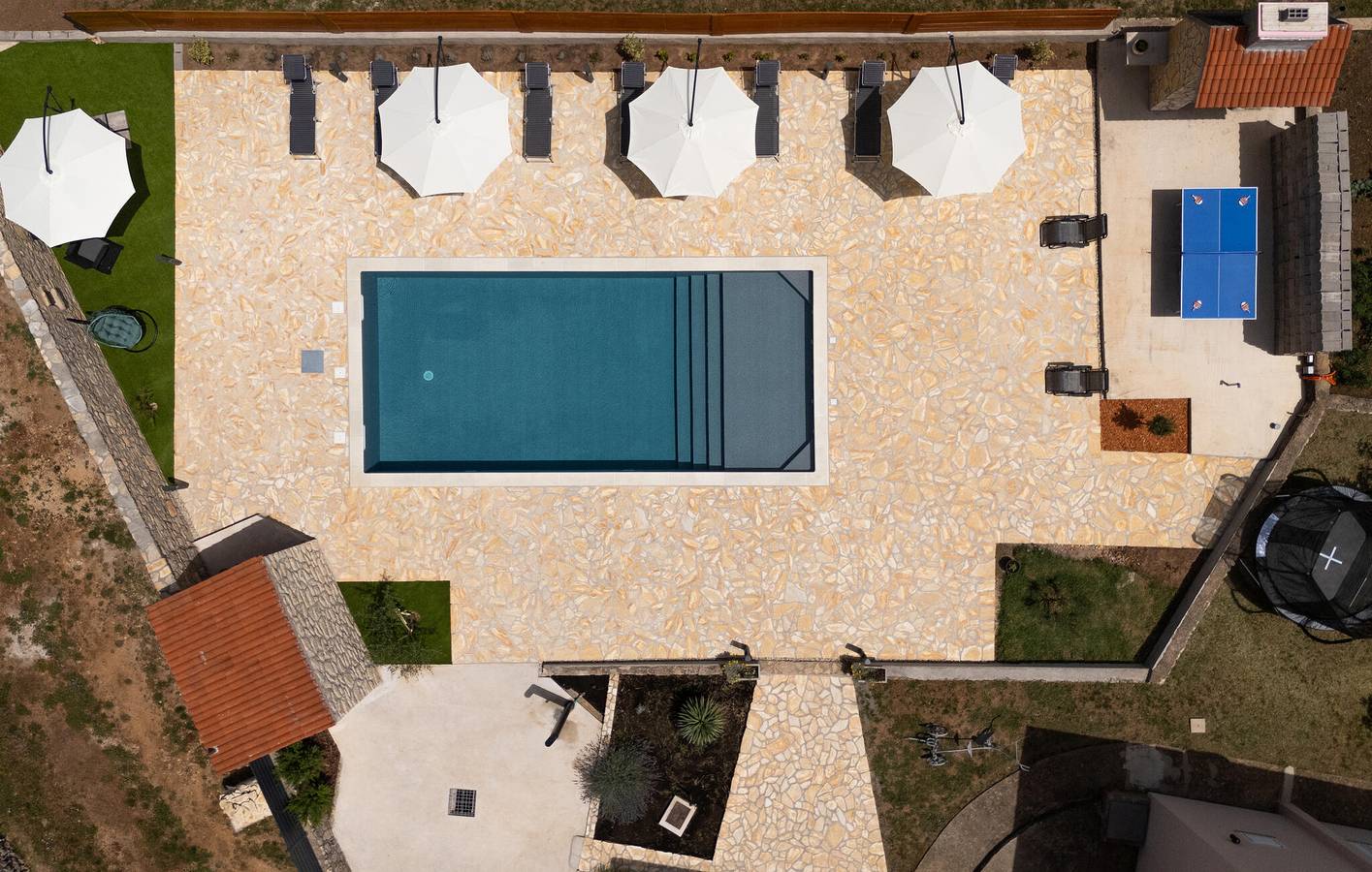 Ferienhaus für 10 Personen mit Terrasse in Dalmatinisches Zagora