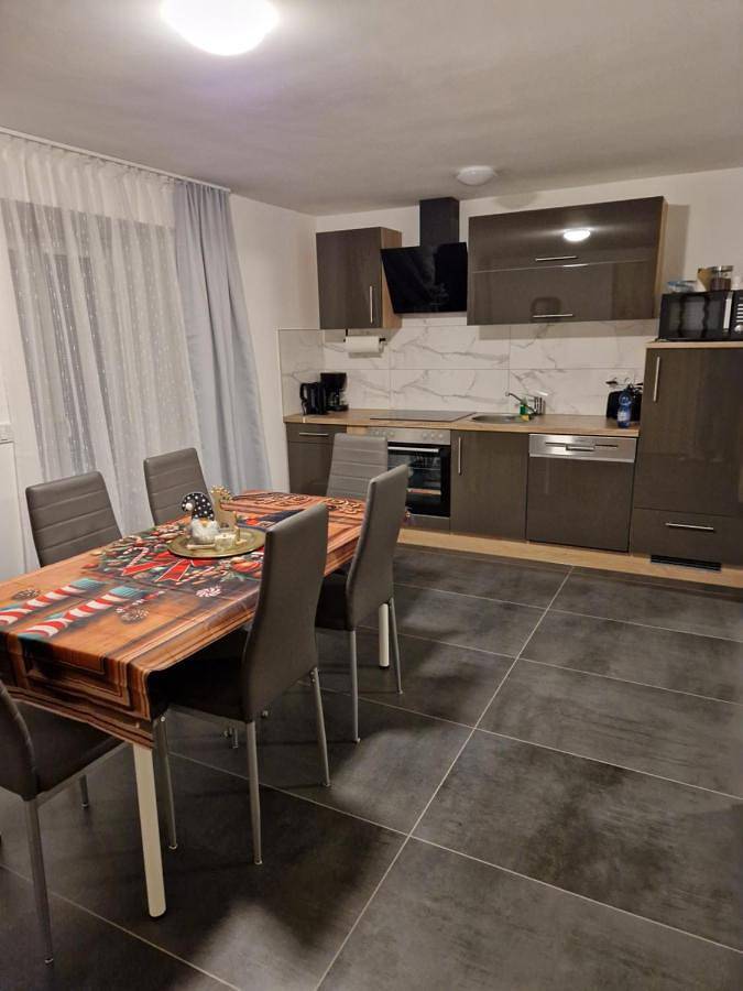 Ferienwohnung für 6 Personen, mit Ausblick und Garten - 1