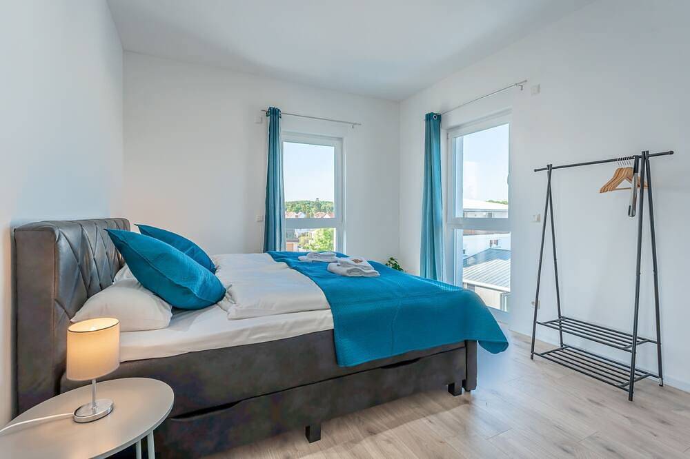 Ganze Wohnung, Lit Living: Luxus | Box Spring | Parking in Altenstadt, Wetterau