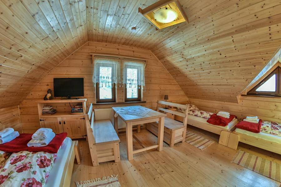 Cały apartament, Two-Bedroom Chalet in Krynica-Zdrój, Karpaty (Polska)