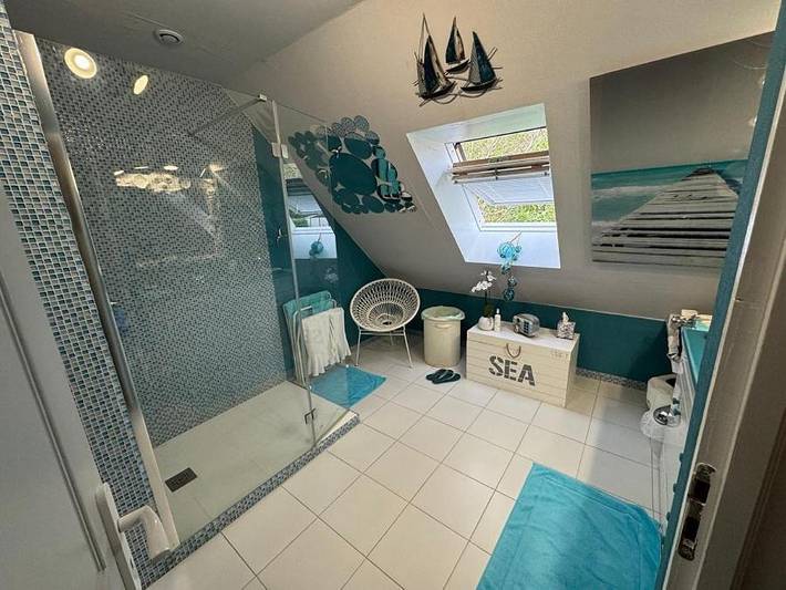 Gîte pour 2 personnes, avec Terrasse et Jardin à Monterblanc - 4