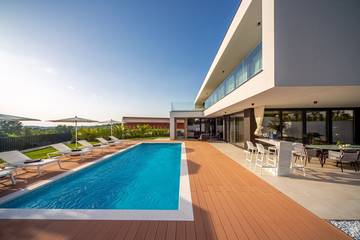 Villa for 10 People in Rovinjsko Selo, Rovinj, Photo 1