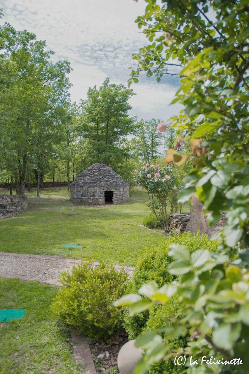 Double Room with Garden View in Lalbenque, Quercy