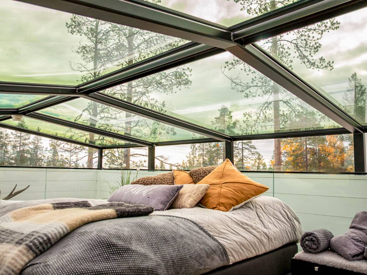 Levi secret igloo revontuli 10d in Levi