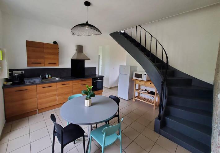 Location de vacances pour 7 personnes, avec vue ainsi que jardin et terrasse, animaux acceptés à Flamanville - 3