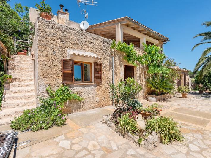 Finca mit Hund für 8 Personen, mit Garten und Pool, mit Haustier in Artà