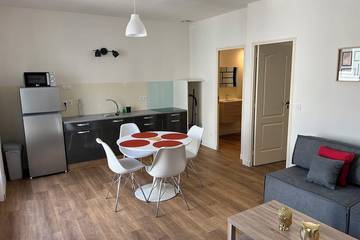 Gîte pour 4 personnes dans Brézins