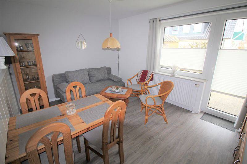 Ganze Ferienwohnung, Haus Sonnenschein - Trischen 2-Raum-Fewo 084/233 in Hauptstrand Büsum, Dithmarschen