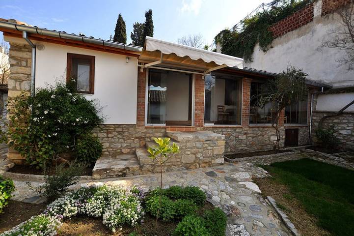Ferienhaus für 5 Personen, mit Garten und Balkon sowie Pool, mit Haustier - 1