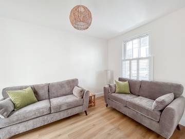 Holiday Rental for 5 People in Worthing, West Sussex, Photo 2