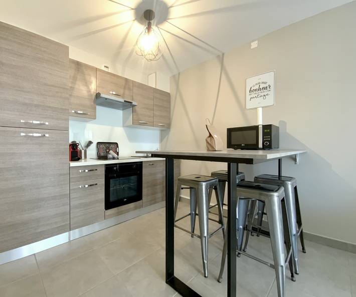 Gîte pour 4 personnes, avec balcon, adapté aux familles dans Plage Rive Droite - 3