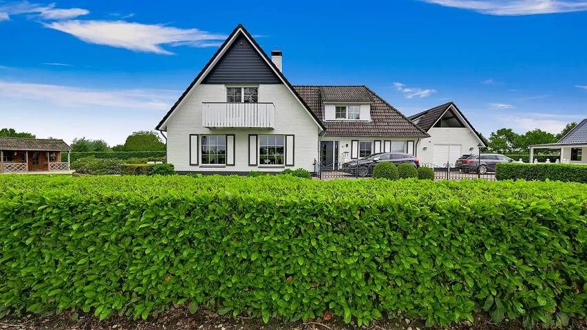 Ferienhaus für 16 Personen, mit Garten und Pool sowie Whirlpool und Sauna