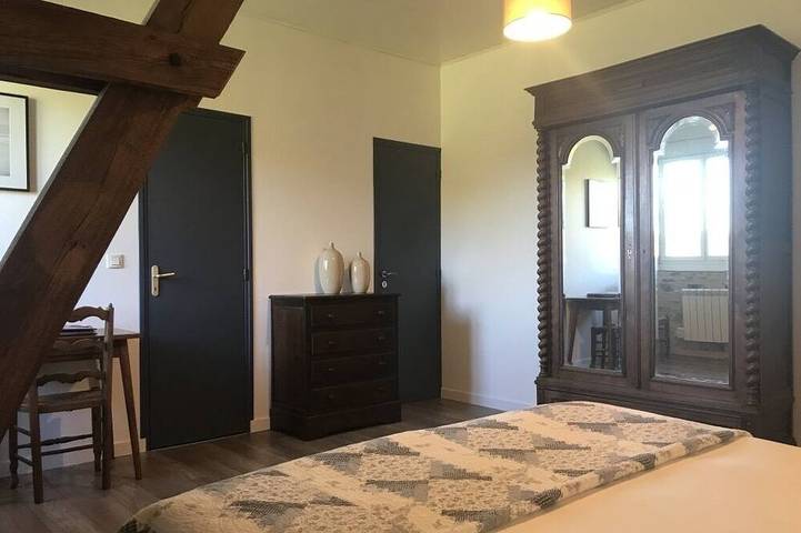 Location de vacances pour 2 personnes, avec piscine et jardin à Chalais (Aquitaine) - 4