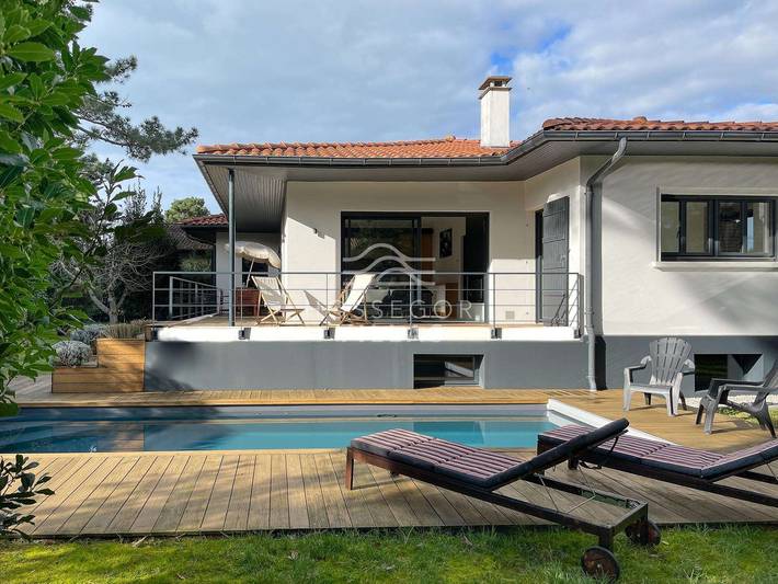 Ferienwohnung für 10 Personen, mit Terrasse und Pool in Hossegor - 2