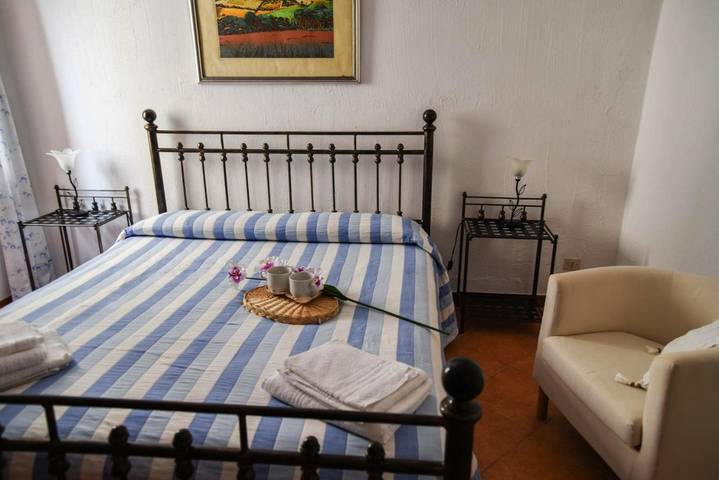 Chambre d’hôte pour 4 personnes, avec terrasse, animaux acceptés à Lipari - 4