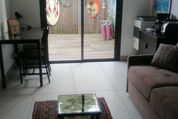 Appartement de vacances pour 2 personnes, avec Terrasse ainsi que Jardin et Piscine