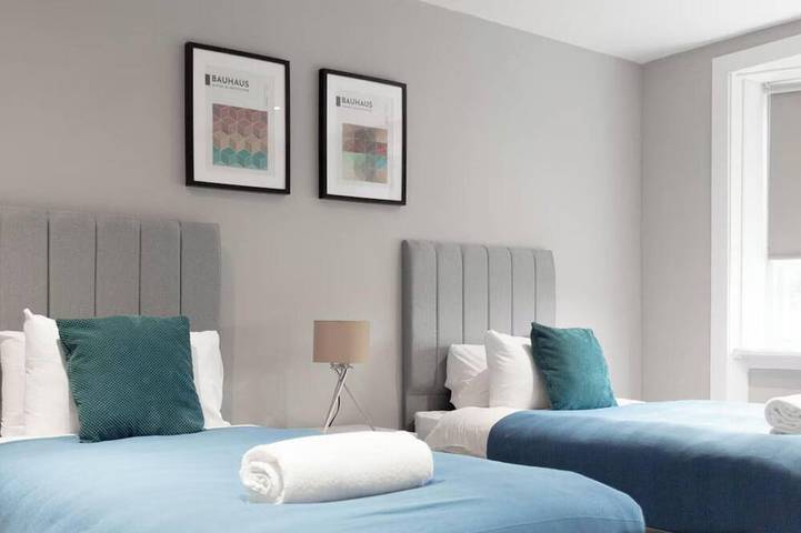 Holiday home for 6 people, with garden in Glasgow