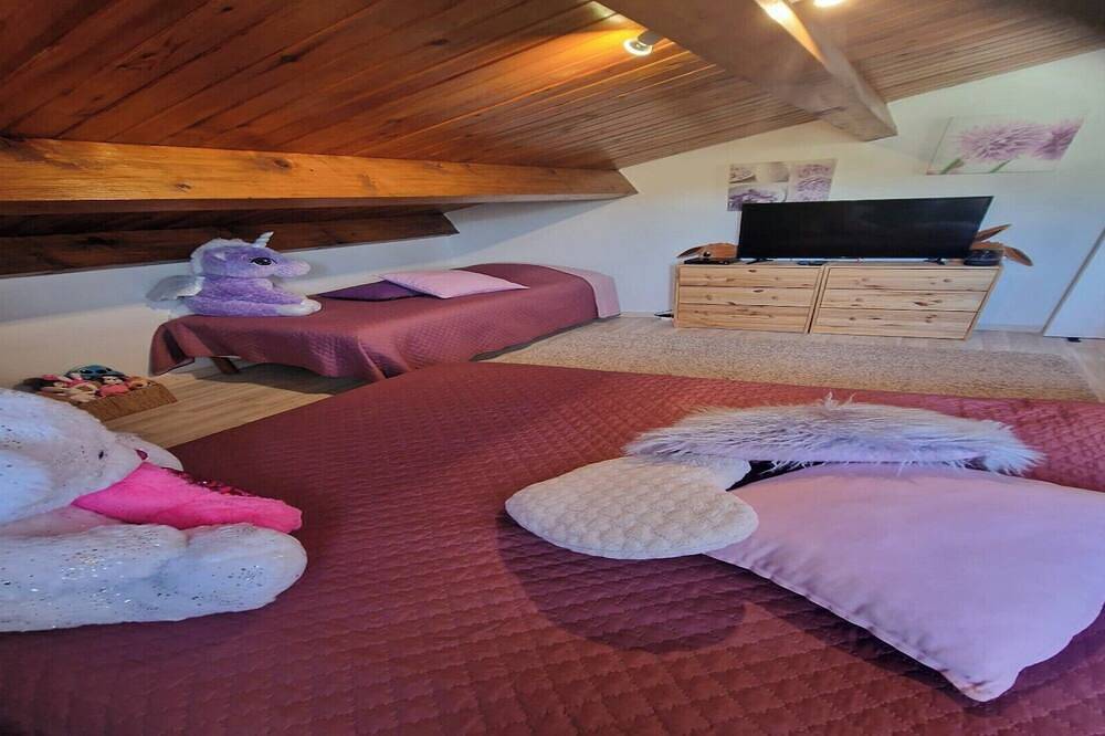 Appartement entier, Havre de paix, superbe duplex 75m2 plein sud in Gréolières les Neiges, Gréolières