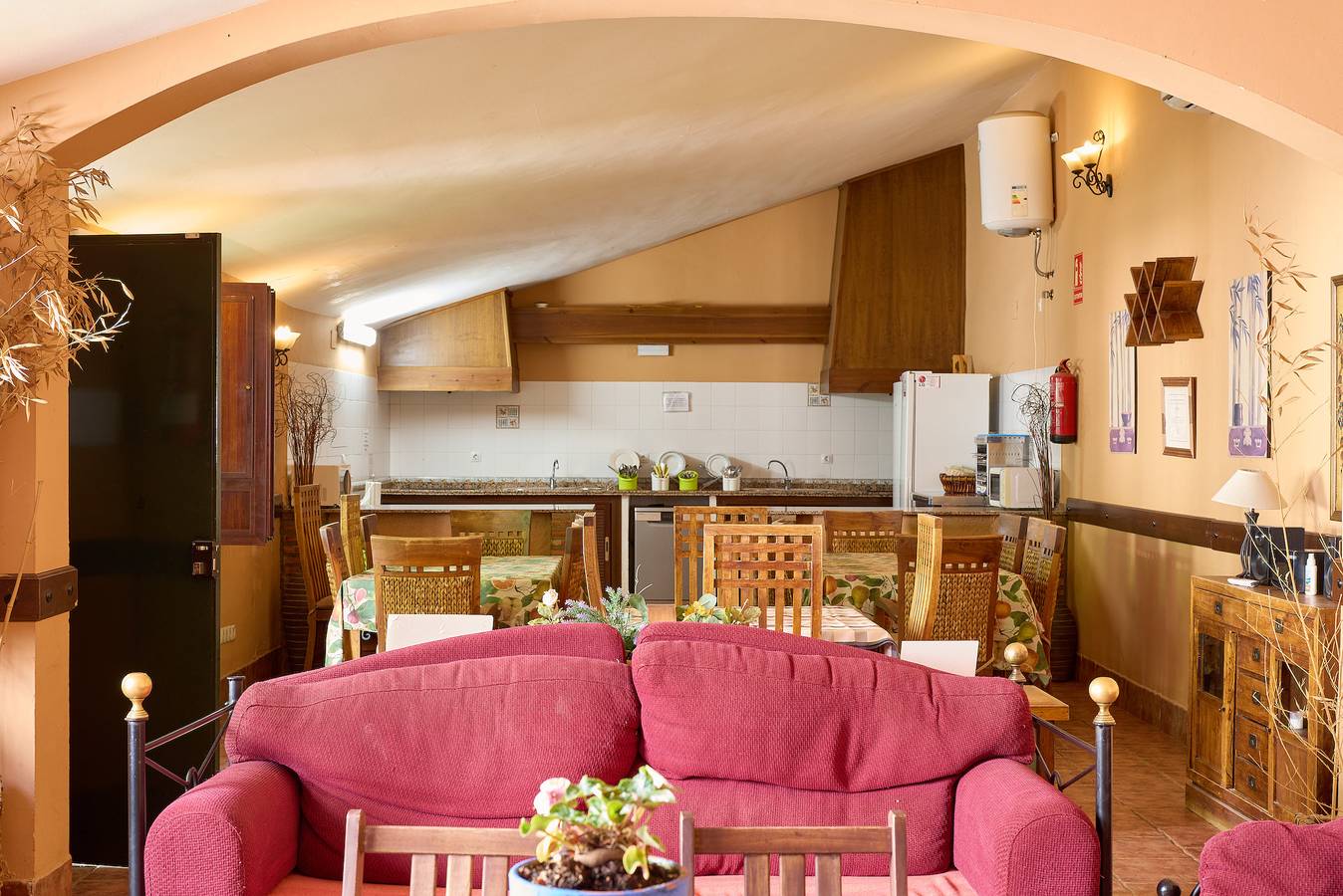 Rivero Rural Casa de Campo - Piscina Privada e Interior, 10 Habitaciones, 22 Huéspedes in Rivero de Posadas, Posadas