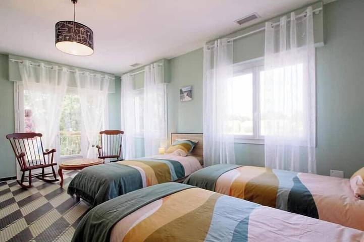 Location de vacances pour 10 personnes, avec jardin à Margaux - 3
