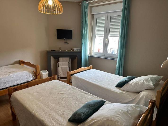 Hôtel pour 3 personnes, avec terrasse à Saint-Germain - 2