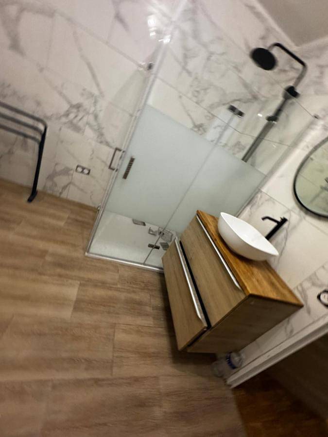 Maison d’hôte pour 2 personnes, avec jacuzzi et balcon à Bondy - 2
