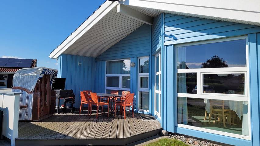Ferienhaus für 6 Personen, mit Whirlpool und Terrasse sowie Garten und Sauna an der Schlei-Ostsee